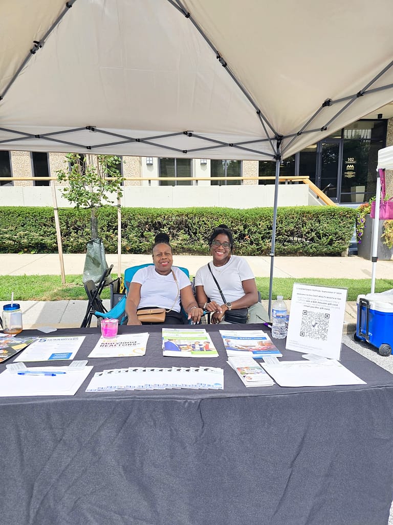 Rose Satterfield and Krystle Patrick at Towson Fall Festival